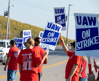 GM Workers go on Strike