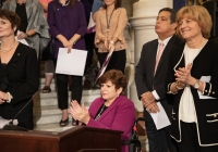 Ceremonia del Mes de Concienciación sobre la Violencia Doméstica :: 1 de octubre de 2018