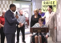 May 23, 2019 – As part of a statewide “RealJobs RealPay” Day of Action, Senator Tartaglione visited La Barberia in Suburban Station and highlighted the benefits of raising the minimum wage.