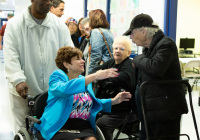 10 de octubre de 2019: La senadora Tartaglione organiza su última Senior Expo de 2019 para mayores de Filadelfia y cuidadores a Mayfair.