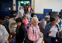 19 de septiembre de 2019: La senadora Christine Tartaglione organiza la Feria Anual de la Tercera Edad.