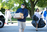 September 25, 2021 – State Senator Christine Tartaglione welcomed constituents from throughout the 2nd Senatorial District to Wissinoming Park today to help them dispose of their unwanted paper documents and electronic devices safely and securely.