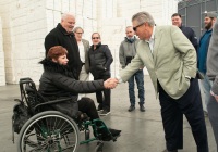 April 19, 2022: Sen. Tartaglione toured the facilities at Tioga Marine Terminal in Philadelphia .